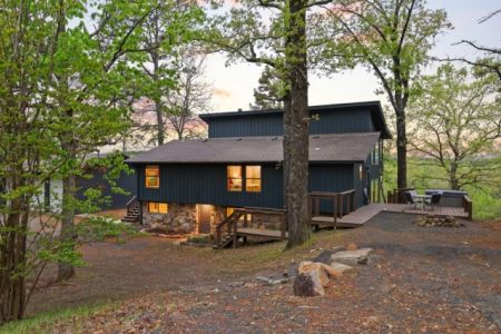 river-ridge-evening-back-yard.jpg